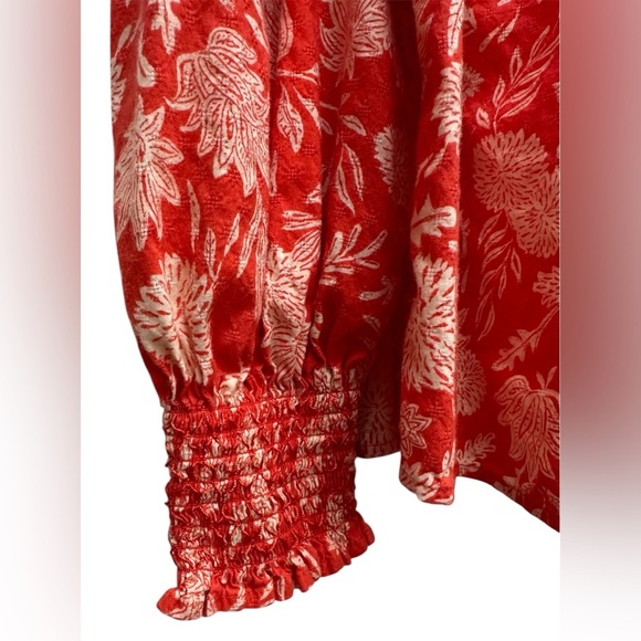 Universal Thread Red Floral Blouse Top Shirt Women’s L - Picture 4 of 8